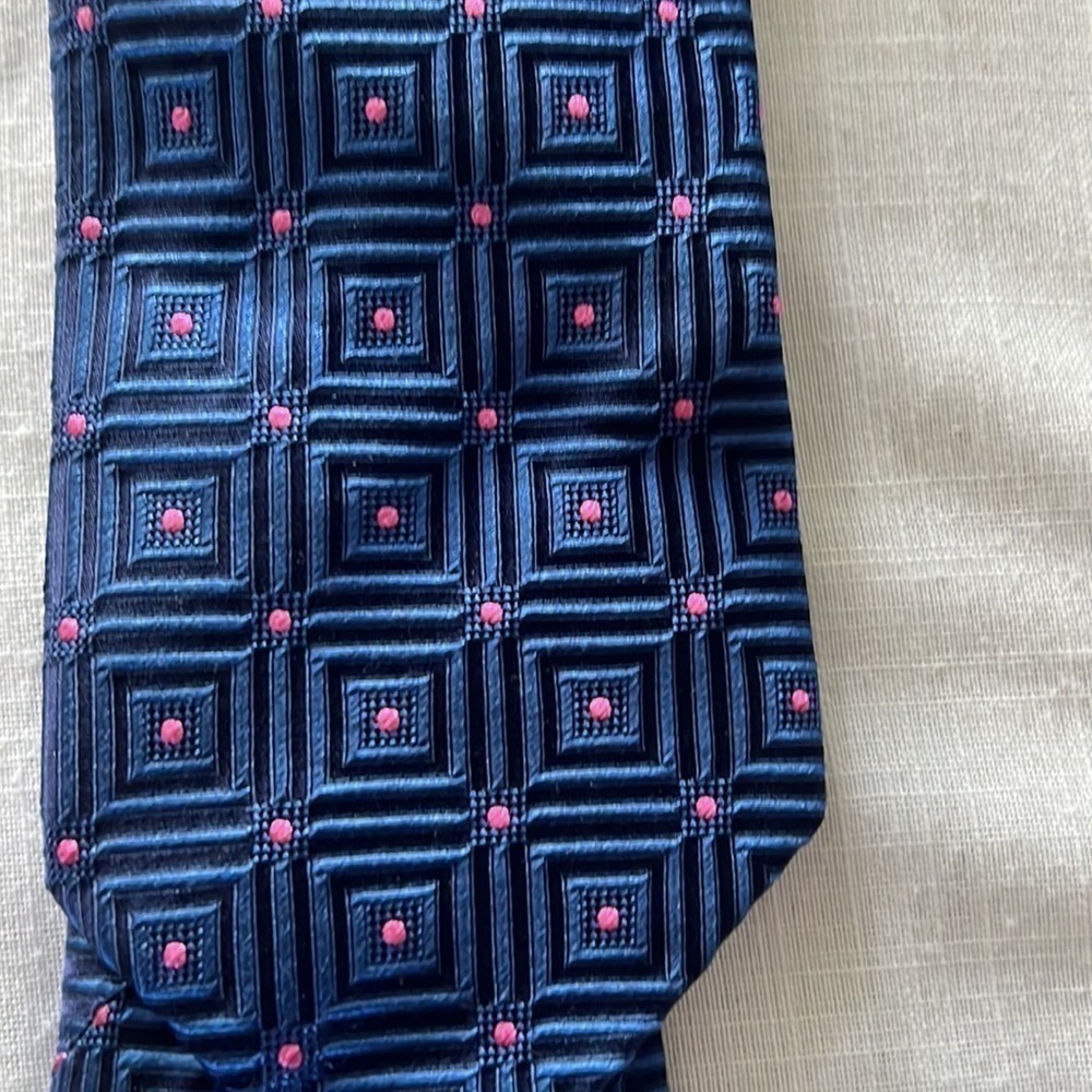 Tina Cosura Silk Tie - Picture 2 of 4